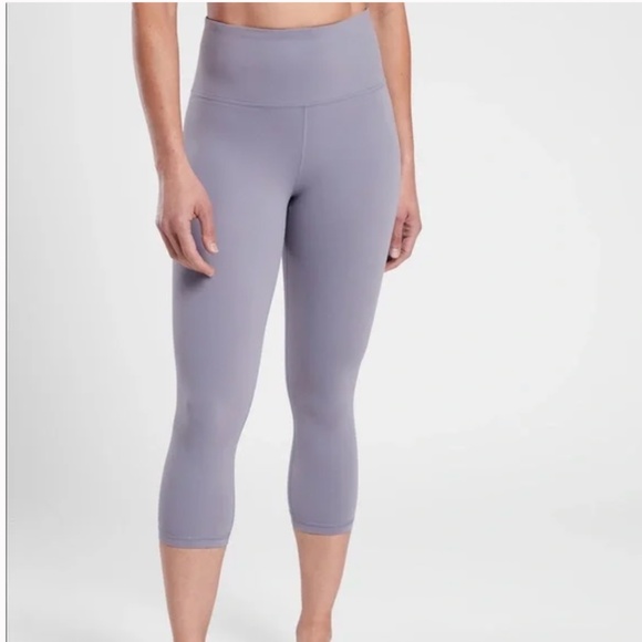 Athleta Elation Capri - Picture 2 of 4